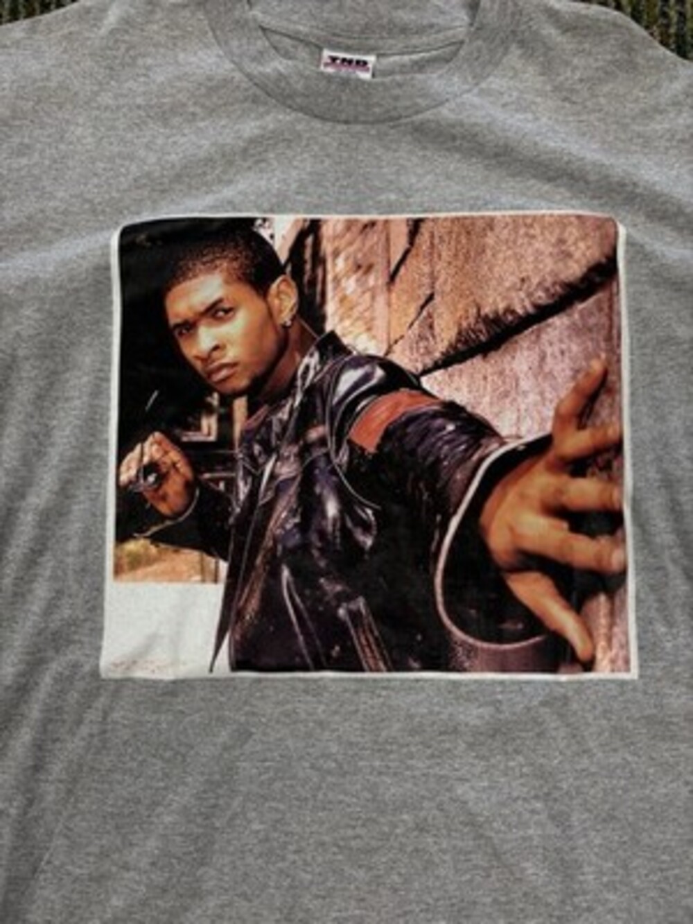 Retro Y2K Rap T Shirt Hip-Hop  USHER Graphic T Shirt Size Medium Men’s Unisex